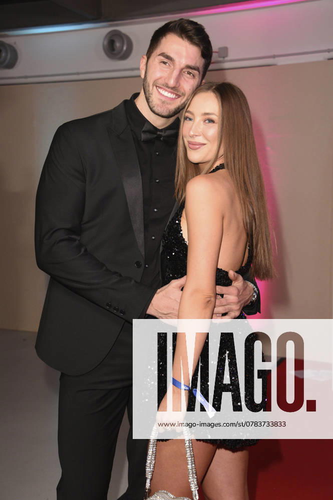 Dennis Gries and Katja Geretschuchin at the presentation of the Reality Awards 2024 at the MMC Studios Cologne, 07 12 2024 Foto:xN.xKubelkax xFuturexImagex reality_4318