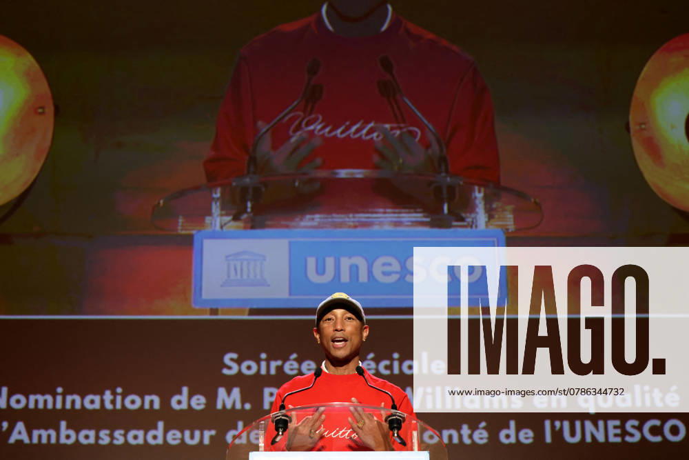 Pharrell Williams named UNESCO Goodwill Ambassador for Arts Education and Entrepreneurship in Paris American rapper, producer and fashion designer Pharrell Williams receives a diploma from UNESCO Director General A Azoulay as a UNESCO Goodwill Ambassador for Arts, Education and Entrepreneurship, at UNESCO Headquarters, in Paris, on December 17, 2024 Stéphane Lemouton Bestimage American rapper, producer and fashion designer Pharrell Williams receives a diploma from UNESCO Director General A Azoulay as a UNESCO Goodwill Ambassador for Arts, Education and Entrepreneurship, at UNESCO Headquarters, in Paris, on December 17, 2024 Paris France