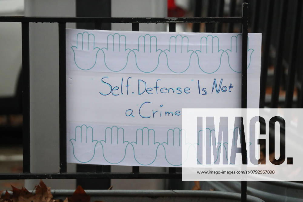 A self-defense sign outside the courtroom before the Jury found Nima Momeni guilty for 2nd Degree Murder in his trial he was charged with murdering Tech executive Bob Lee, in San Francisco, California. Bob Lee, who created the mobile payment service Cash App, was murdered in the cityâ€⠢s downtown Rincon Hill neighborhood on April 4, 2023. San Francisco USA - ZUMAm117 20241217_zaf_m117_027