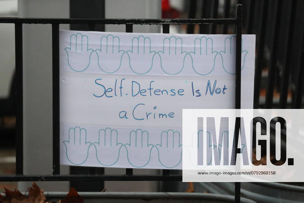 A self-defense sign outside the courtroom before the Jury found Nima Momeni guilty for 2nd Degree Murder in his trial he was charged with murdering Tech executive Bob Lee, in San Francisco, California. Bob Lee, who created the mobile payment service Cash App, was murdered in the cityâ€⠢s downtown Rincon Hill neighborhood on April 4, 2023. San Francisco USA - ZUMAm117 20241217_zaf_m117_028
