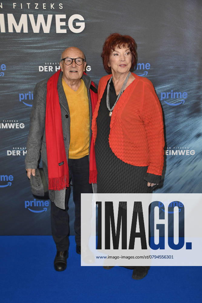 Volker Schlöndorff and Regina Ziegler at the premiere of FITZEKS DER HEIMWEG at the Delphie Filmpalast in Berlin on 14 01 2025