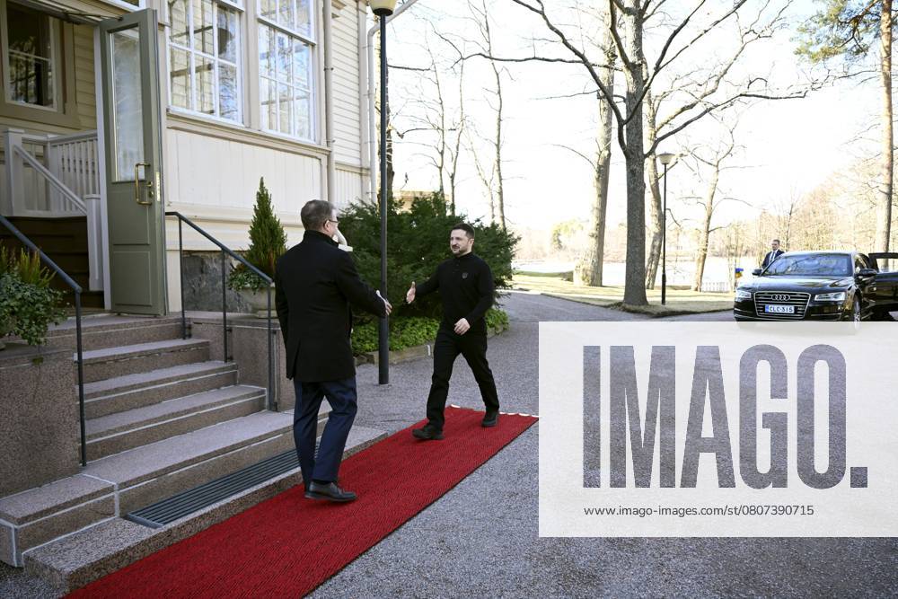 Finnish Prime Minister Petteri Orpo (L) welcomes visiting Ukrainian President Volodymyr Zelensky on the yard of the Prime Minister s official residence Kesäranta in Helsinki, Finland on March 19, 2025. President Zelensky and First Lady Zelenska are on an official visit to Finland. Helsinki Finland