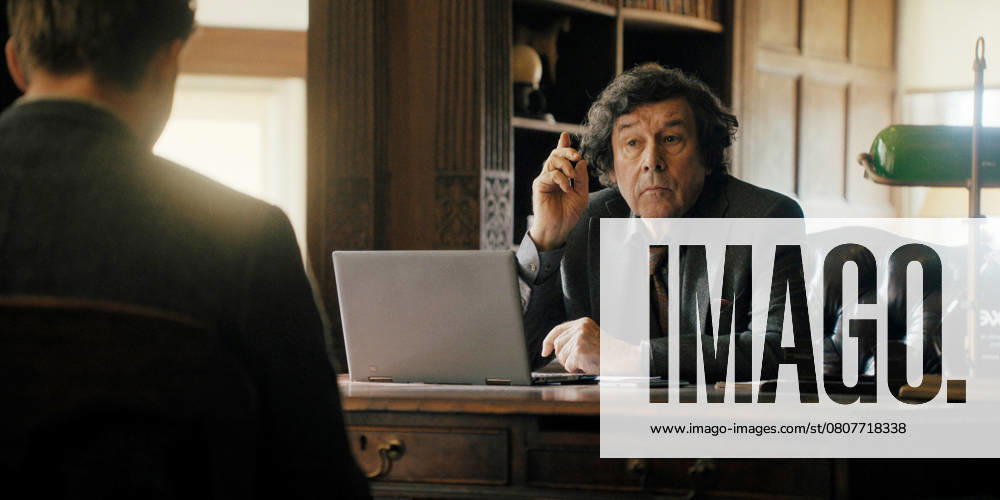 Stephen Rea USA, Stephen Rea in (C) Apple+ TV, Prime Suspect (TV) (2025) Plot: A post-graduate maths student is looking for a pattern in prime numbers but it is a dangerous path. Creator:Seve Thompson LMK106-250325-006 Supplied by LMKMEDIA. Editorial Only. Landmark Media is not the copyright owner of these Film or TV stills but provides a service only for recognised Media outlets.