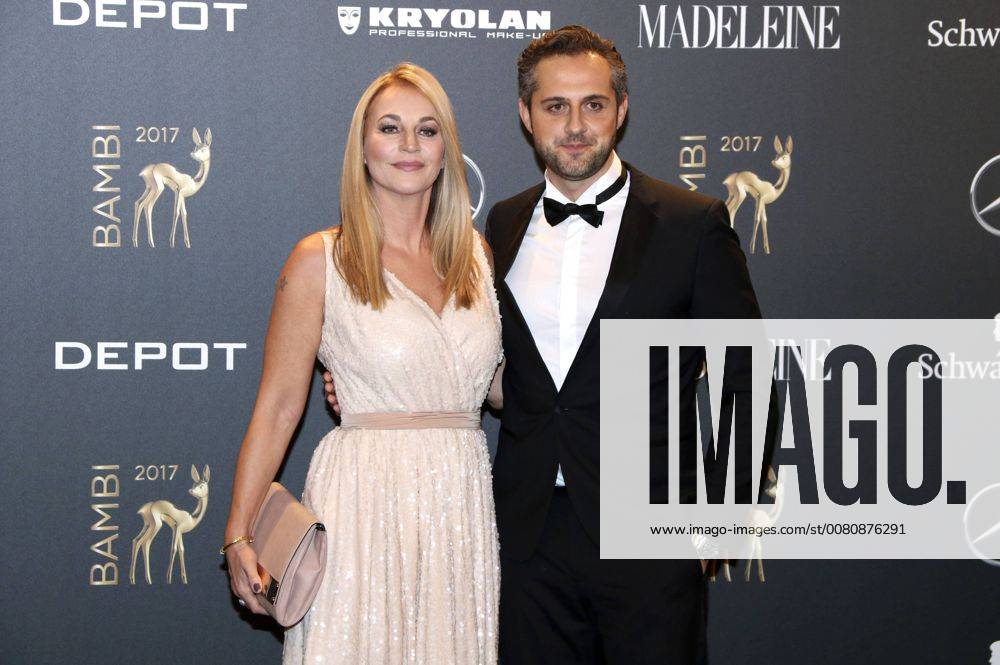 Caroline Suppl with Friend Philipp Sattler at the 69 Bambi award Ceremony 2017 in Theatre at Potsdam square Berlin 16 11 2017 Foto:xA.xFuturexImage
