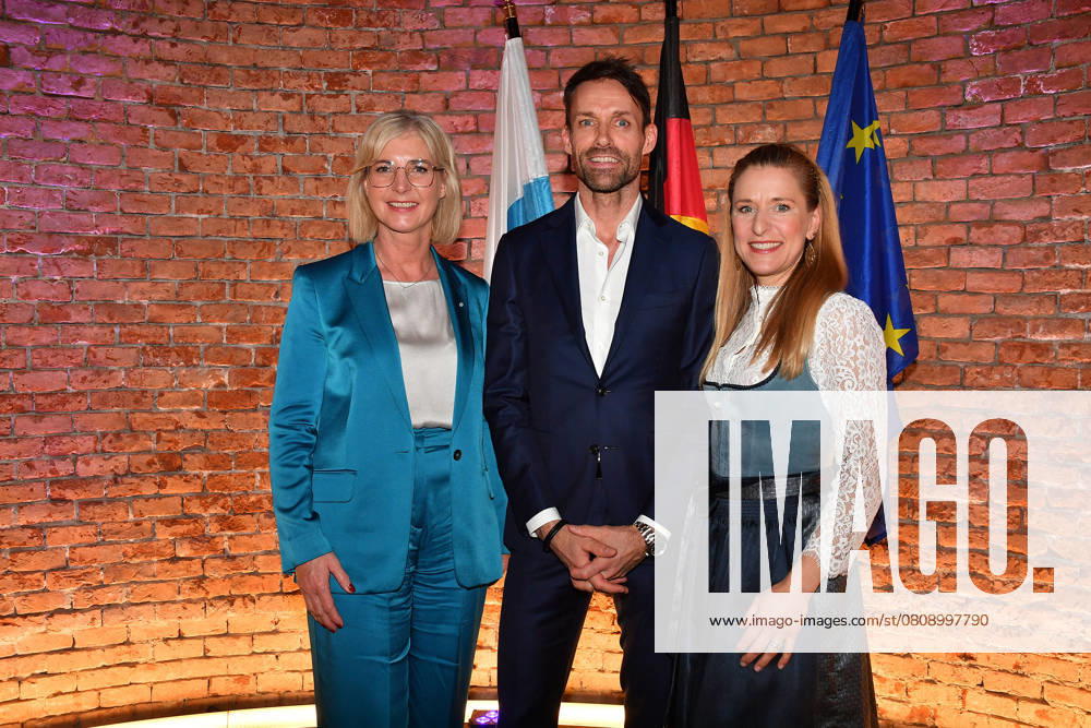 Bavarias Minister of State Ulrike Scharf, Sven Hannawald and Stefanie Hertel at the Bavarian State Medal for Social Merit 2025 award ceremony in the Allerheiligen Hofkirche, Residenz on 3 April 2025 in Munich Bavarian State Medal for Stefanie Hertel and Sven Hannawald in Munich