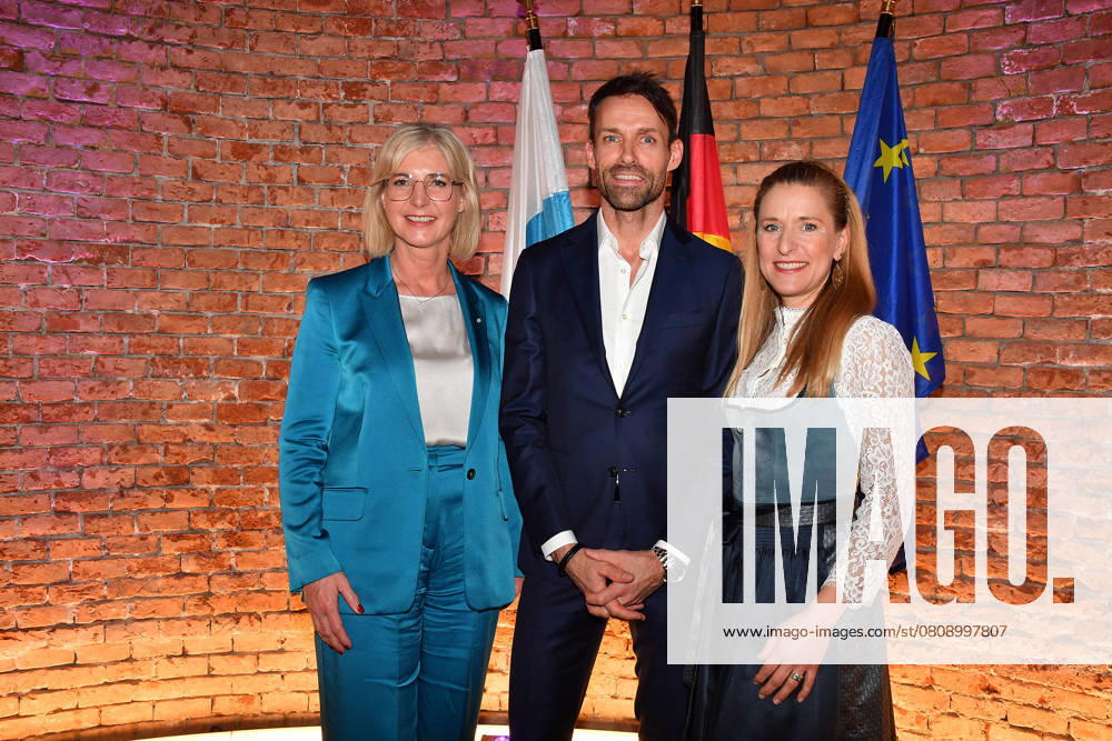 Bavarias Minister of State Ulrike Scharf, Sven Hannawald and Stefanie Hertel at the Bavarian State Medal for Social Merit 2025 award ceremony in the Allerheiligen Hofkirche, Residenz on 3 April 2025 in Munich Bavarian State Medal for Stefanie Hertel and Sven Hannawald in Munich