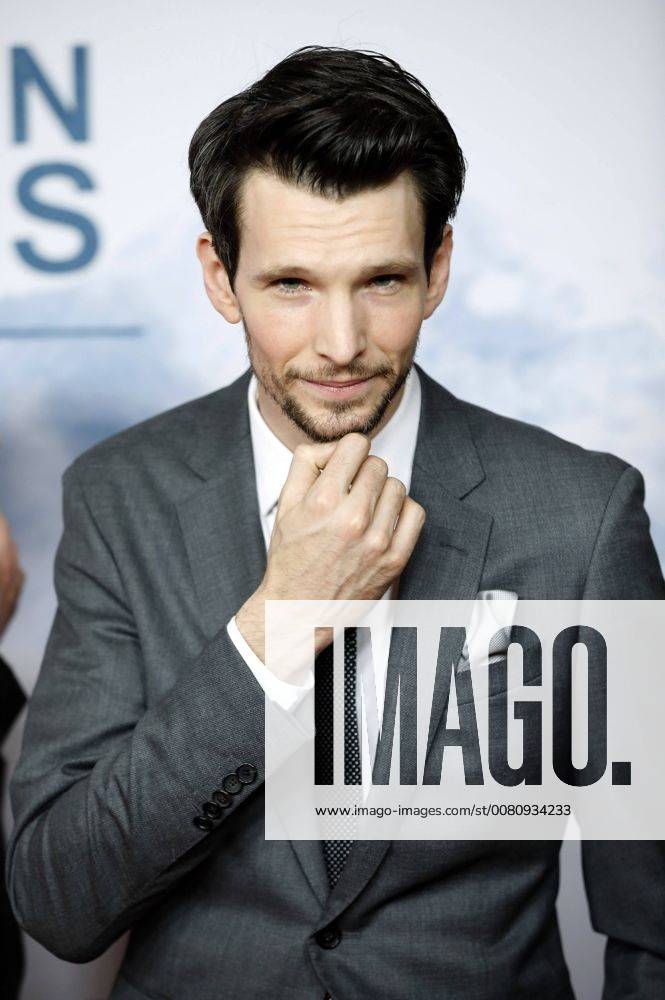 Sabin Tambrea at the Premiere the Movie the Man out the Ice in Zoo Palace Berlin 21 11 2017 Foto:xS.xGabschx xFuturexImage