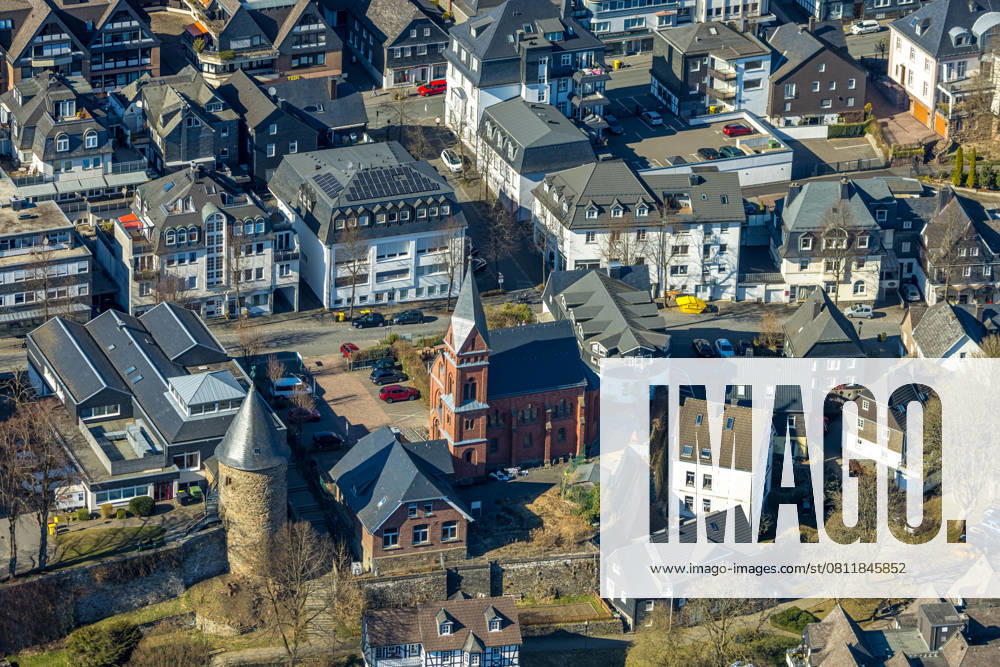 Aerial view, city wall with witch tower, evang church Olpe, OT Olpe youth center and children center, residential area Frankfurter Straße, Olpe city, Olpe, Sauerland, North Rhine-Westphalia, Germany ACHTUNGxMINDESTHONORARx60xEURO