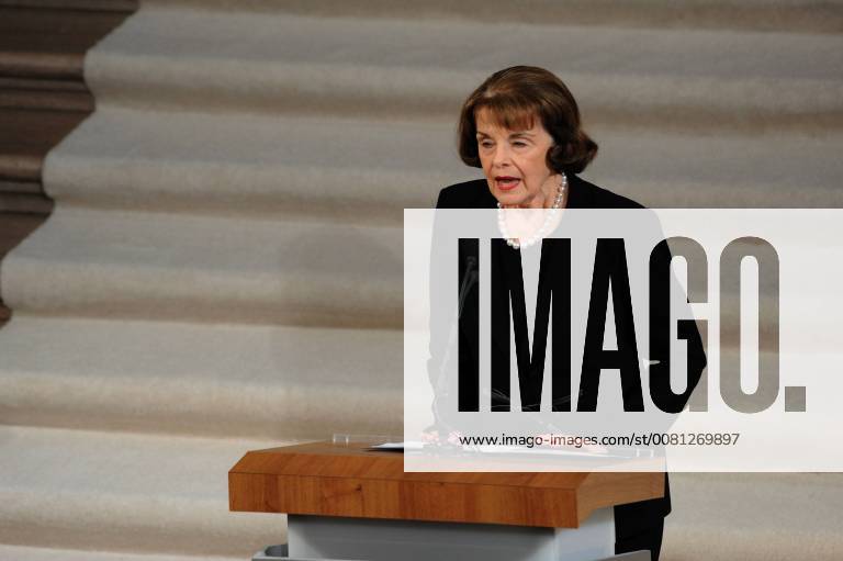 San Francisco, California, USA - US Senator Dianne Feinstein remarks on the lengthy career of Mayor Ed Lee. San Francisco USA - ZUMAw332 20171217_zap_w332_012