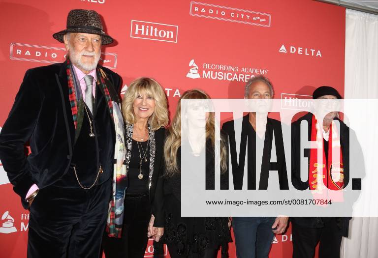 New York City, New York, U.S. - MICK FLEETWOOD, CHRISTINE MCVIE, STEVIE NICKS, LINDSEY BUCKINGHAM, and JOHN MCVIE from the band FLEETWOOD MAC attend 2018 MusiCares Person Of The Year Honoring Fleetwood Mac held at Radio City Music Hall. New York City U.S. - ZUMAk03_ 20180126_zaf_k03_075