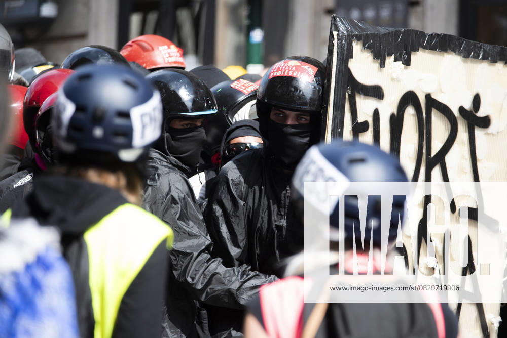 Photo IPP Diego Nangano Cappello Rome 26 05 2025 Demonstration Against the Security DDL in the photo a detail of the event Italy Photo Press World Copyright