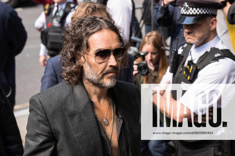 Russell Brand At Southwark Crown Court In London LONDON, UNITED KINGDOM MAY 30, 2025: British actor and comedian Russell Brand arrives at Southwark Crown Court for a plea and trial preparation hearing after being charged with rape, oral rape, indecent assault and two counts of sexual assault, between 1999 and 2005 in Bournemouth and the Westminster area in London, United Kingdom on May 30, 2025. London Greater London United Kingdom
