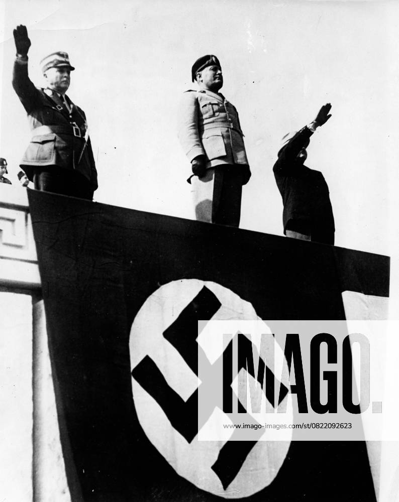 Fascist Dictator Benito Mussolini 1883 1945 10 January 1933 Rome, Italy Benito Mussolini 1883 1945 , the Italian Dictator and Guide the fascist Movement, is during a Event at a Balcony Rome Italy