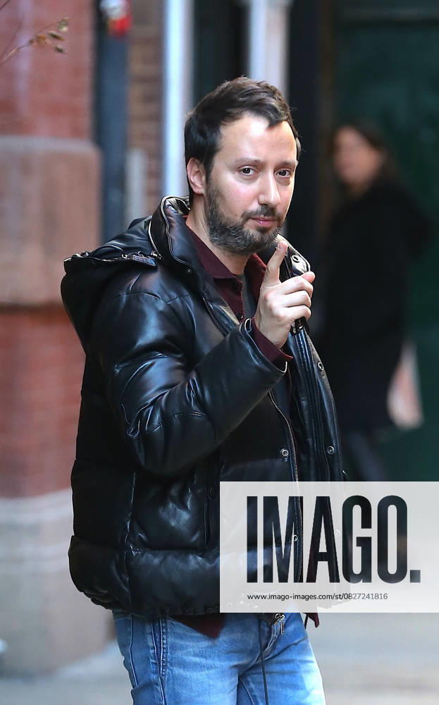 Fashion designer Anthony Vaccarello leaves his hotel in New York on December 18th 2018 Anthony Vaccarello is seen leaving his hotel in New York, on December 18th 2018 New York Etats Unis