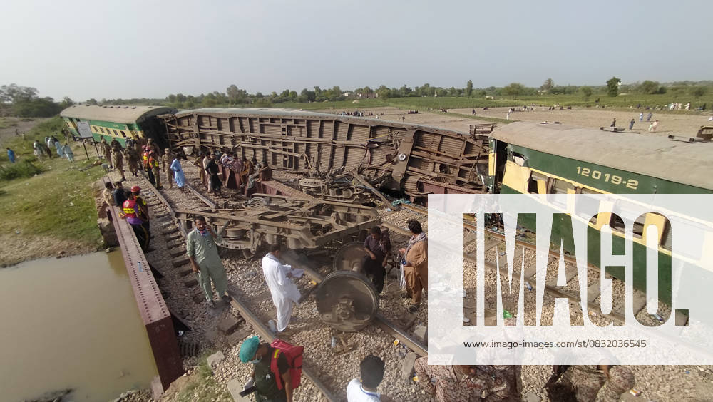 22 killed, 50 injured as passenger train derails in southern Pakistan NAWABSHAH, PAKISTAN, AUGUST 06: A view of derailment of coaches of an Express train at Nawabshah, southern Sindh province, Pakistan, on August 06, 2023. The death toll from a train accident in Pakistan s southern Sindh province on Sunday rose to 22 as rescuers pulled out seven more bodies from the wreckage of the derailed carriages. At least 10 carriages of Hazara Express, which was traveling from the port city of Karachi to the northeastern garrison city of Rawalpindi, derailed near the Nawabshah district, some 267 km (165 mi) from Karachi, Pakistan Railways said. Pakistan World. Editorial use only. Please get in touch for any other usage.