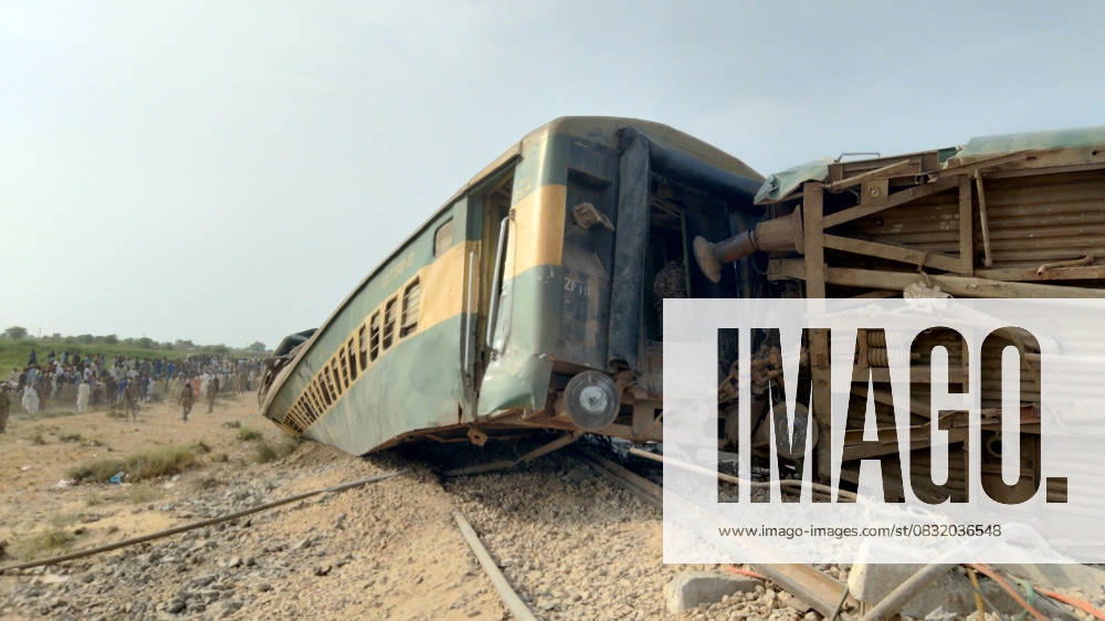 22 killed, 50 injured as passenger train derails in southern Pakistan NAWABSHAH, PAKISTAN, AUGUST 06: A view of derailment of coaches of an Express train at Nawabshah, southern Sindh province, Pakistan, on August 06, 2023. The death toll from a train accident in Pakistan s southern Sindh province on Sunday rose to 22 as rescuers pulled out seven more bodies from the wreckage of the derailed carriages. At least 10 carriages of Hazara Express, which was traveling from the port city of Karachi to the northeastern garrison city of Rawalpindi, derailed near the Nawabshah district, some 267 km (165 mi) from Karachi, Pakistan Railways said. Pakistan World. Editorial use only. Please get in touch for any other usage.