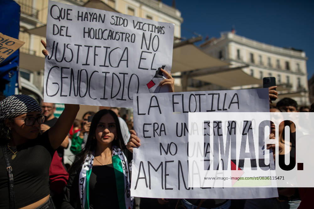 Protesters hold placards expressing their opinion during the demonstration. Student Union rallied under the slogan, Stop everything to stop the genocide. The students called a strike and took to the streets to protest and support the Sumud Global Flotilla. Madrid Spain - ZUMAs197 20251002_aaa_s197_136