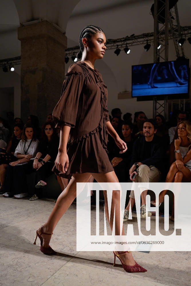 Lisbon Fashion Week in Lisboa, Portugal - 04 Oct 2025 A model walks the runway during Luis Onofre fashion show at ModaLisboa Base, Lisbon Fashion Week in Lisboa. Lisbon Portugal