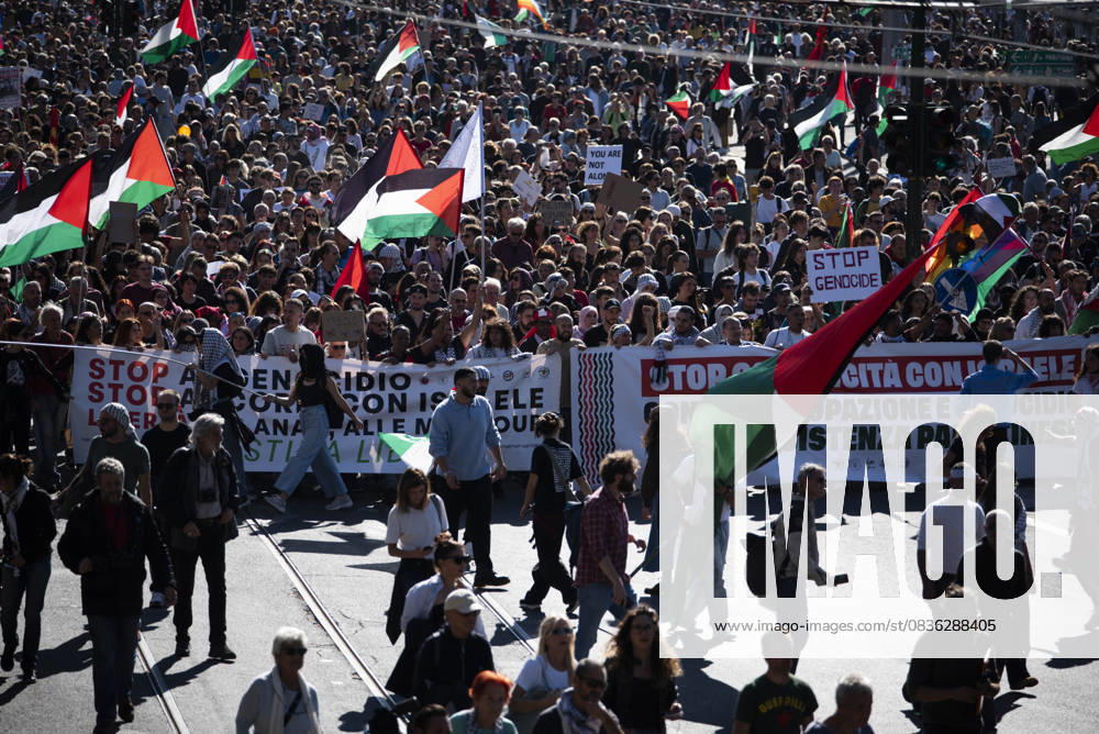 Photo IPP Diego Nangano Cappello Rome 04 10 2025 National Pro Palestine demonstration in the photo demonstrators marching in support of Palestine Italy Photo Press World Copyright