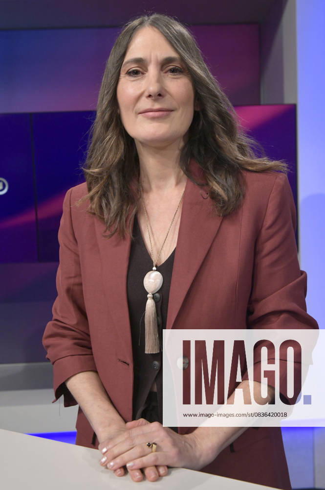 Anja Kohl on the ARD talk show maischberger in Studio Berlin Adlershof Berlin, 06 10 2025 Foto:xM.xBehrensx xFuturexImagex maischberger0610_5003