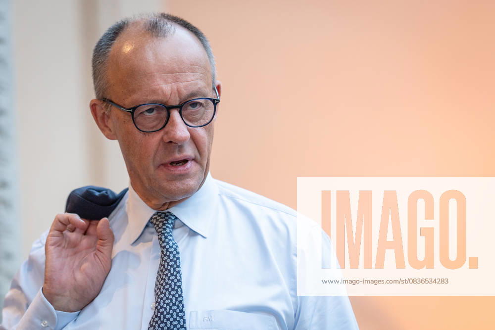 Federal Chancellor Friedrich Merz on his arrival at the Villa Borsig Cabinet Retreat Fall 2025 of the Federal Government at the Borsig Villa Reiherwerder Akademie Auswärtiger Dienst Berlin, Berlin Berlin Germany Villa Borsig, Tegel