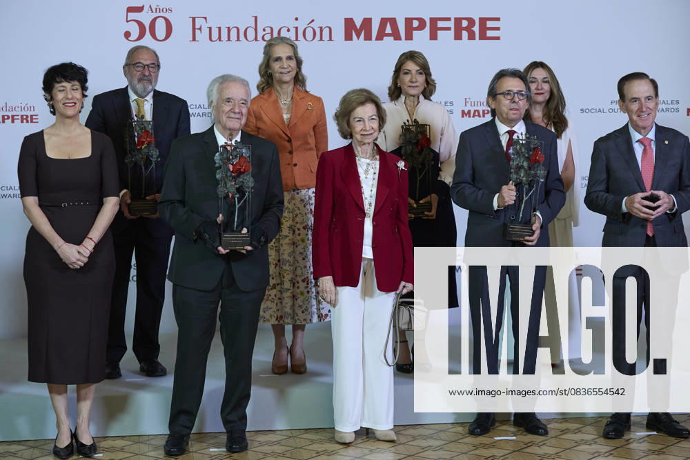 QUEEN SOFÃªA attends MAPFRE Foundation awards Madrid SPAIN - ZUMAc260 20251008_zep_c260_023