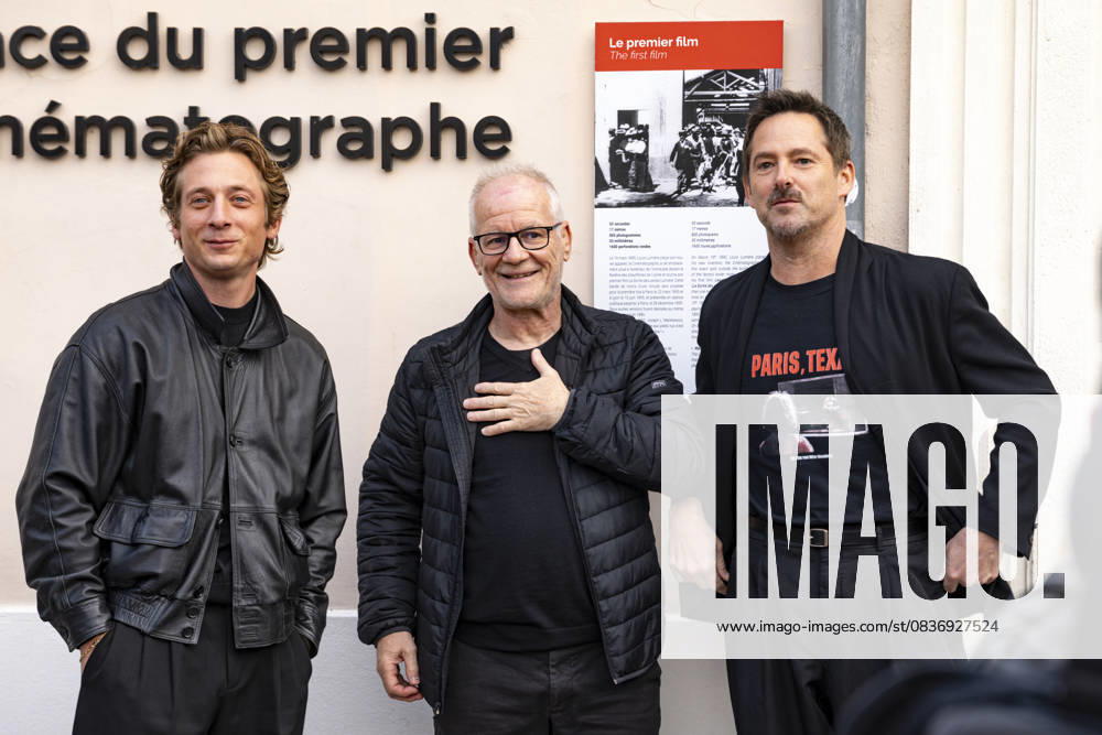 PEOPLE: Festival Lumiere - Lyon 12 10 2025 Thierry FrÃ maux accueille Scott Cooper et Jeremy Allen White qui prÃ sentent en avant-premiere le film Walt Disney Springsteen : deliver me from nowherelors du Festival Lumiere 2025 Ã Lyon le 12 10 2025. Photo Sandrine Thesillat PsNewZ