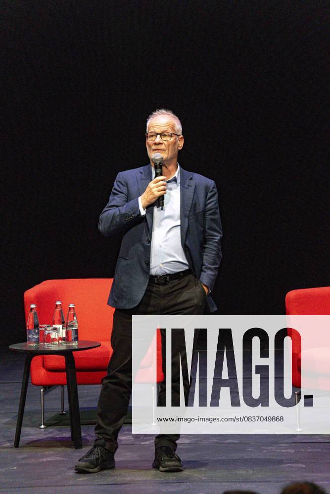 PEOPLE: Festival Lumiere - Lyon 13 10 2025 Thierry Frà maux prà sente une soirà e avec Natalie Portman à l auditorium de Lyon lors du Festival Lumiere 2025 à Lyon le 13 10 2025. Photo Sandrine Thesillat PsNewZ