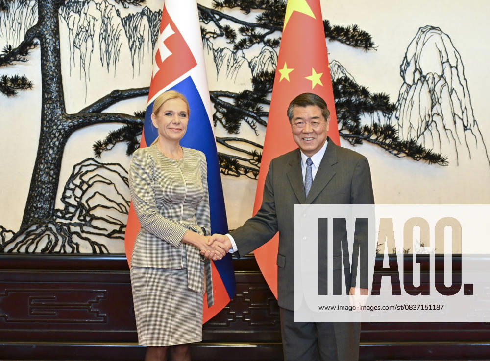 (251014) -- BEIJING, Oct. 14, 2025 -- Chinese Vice Premier He Lifeng, also a member of the Political Bureau of the Communist Party of China Central Committee, meets with Slovak Deputy Prime Minister and Minister of Economy Denisa Sakova at the Great Hall of the People in Beijing, capital of China, Oct. 14, 2025. ) CHINA-BEIJING-HE LIFENG-SLOVAK COUNTERPART-MEETING (CN) YinxBogu