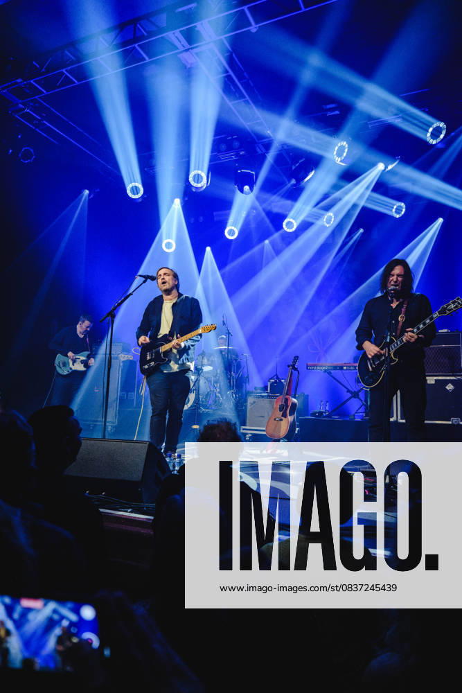 Starsailor live in Bern, Switzerland Bern, Switzerland. 14th, October 2025. The English band Starsailor performs a live concert at Bierhübeli in Bern. Here vocalist and musician James Walsh is seen live on stage. Switzerland, Bern
