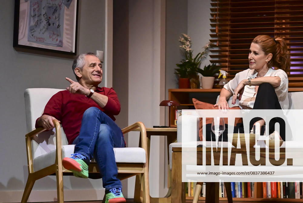 Victoria, a play at the Teatro FoÂgaro in Madrid. This new comedy, written and directed by Marc Angelet and Cristina Clemente, features a top-notch cast led by Amparo Larrao±aga, Io±aki Miramo³n, Mar Abascal, and Juli Fo bregas. Madrid SPAIN - ZUMAz108 20251016_znp_z108_078