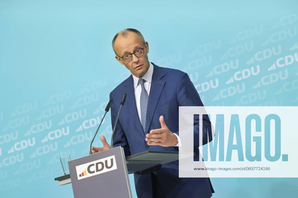 Federal Chancellor Friedrich Merz at the press conference in the CDU Konrad Adenauer Haus The CDU concludes its closed conference, which focuses on the strategy for the five state elections next year The main issue is how to counter the main opponent, the AfD Berlin 20 10 25 Federal Chancellor Merz and Secretary General Linnemann at a press conference in Berlin