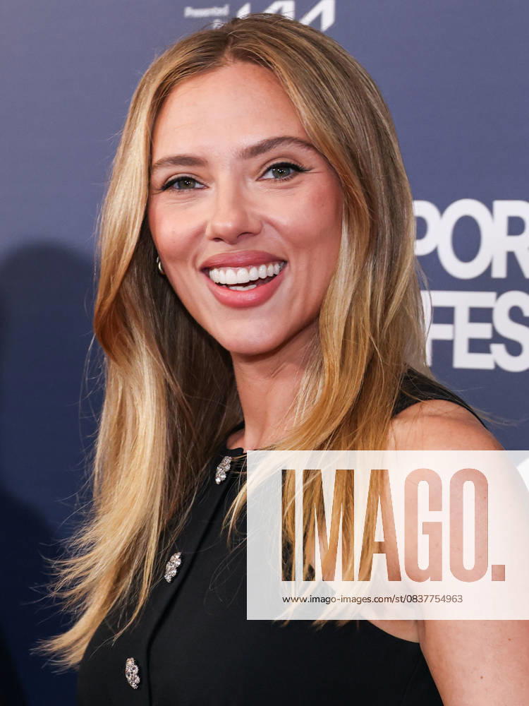 26th Annual Newport Beach Film Festival Honors And Variety s 10 Actors To Watch NEWPORT BEACH, ORANGE COUNTY, CALIFORNIA, USA - OCTOBER 19: American actress, singer, and model Scarlett Johansson wearing Prada arrives at the 26th Annual Newport Beach Film Festival Honors And Variety s 10 Actors To Watch held at the Balboa Bay Resort on October 19, 2025 in Newport Beach, Orange County, California, United States., Credit:Xavier Collin Avalon United States, California, Newport Beach, Balboa Bay Resort