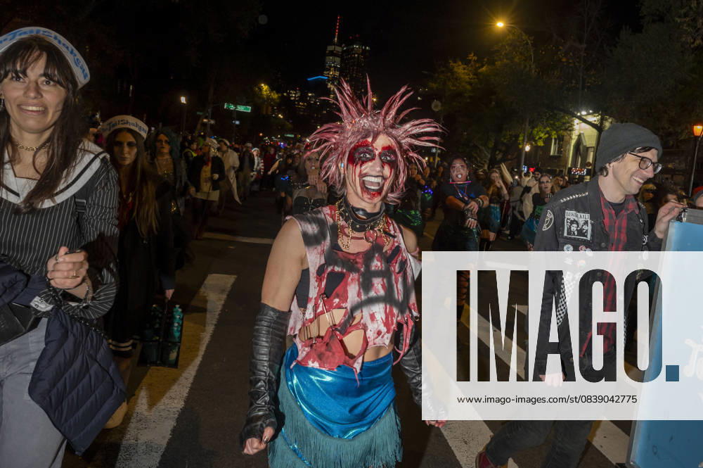 Dancers perform in the 2025 New York City s 52nd Annual Village Halloween Parade. New York United States - ZUMAs197 20251031_aaa_s197_528