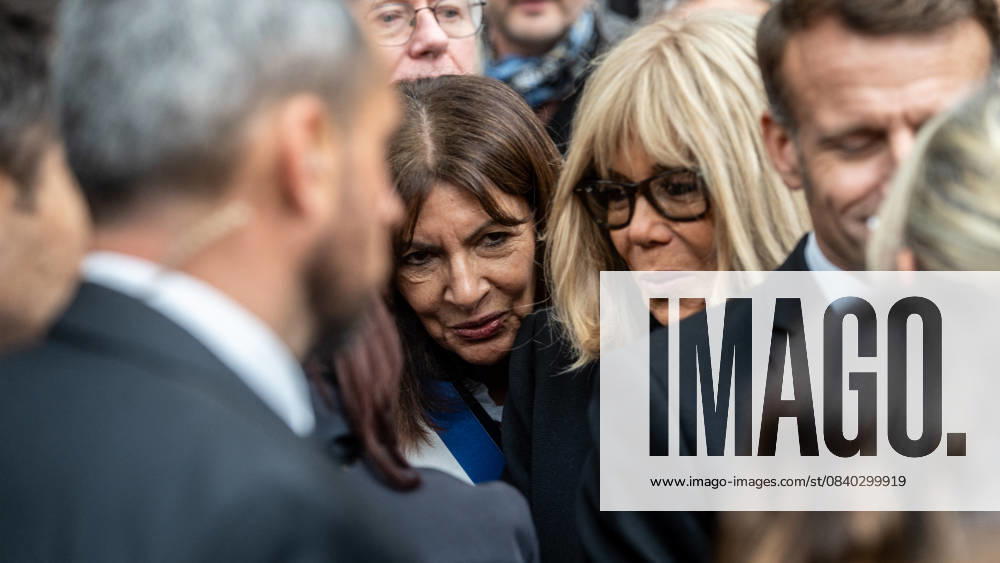 President Emmanuel Macron, Brigitte Macron at the tribute to the victims of the 13 November 2015 attacks in front of the Bataclan ten years after 13 November 2025 Charles Cohen Boyer Bestimage Tribute to the victims of the 13 November 2015 attacks in front of the Bataclan ten years after 13 November 2025 Paris France