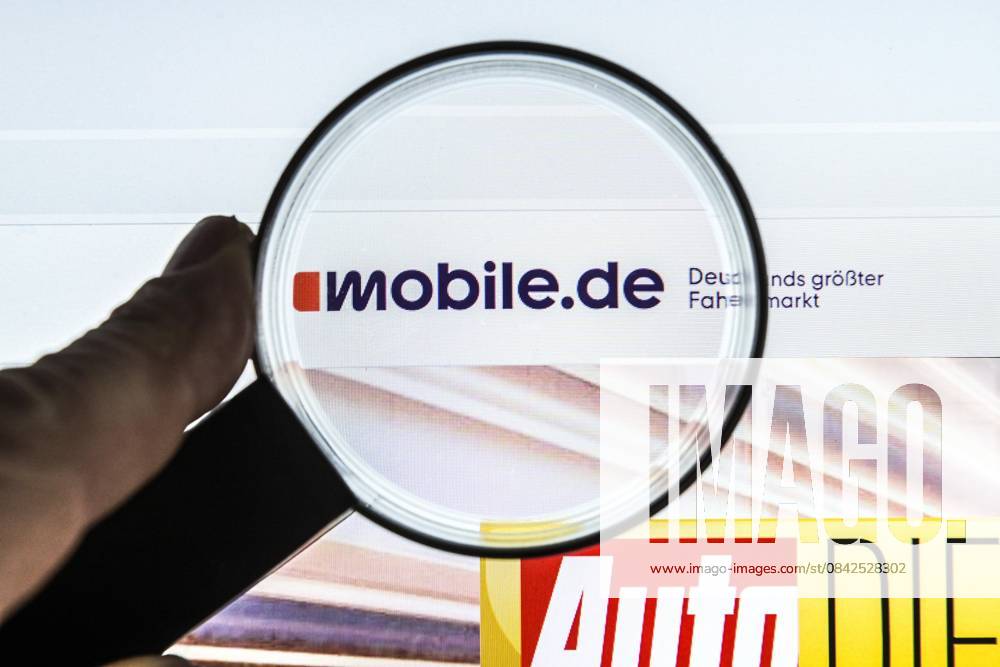 Mobile de, website, internet, magnifying glass, monitor