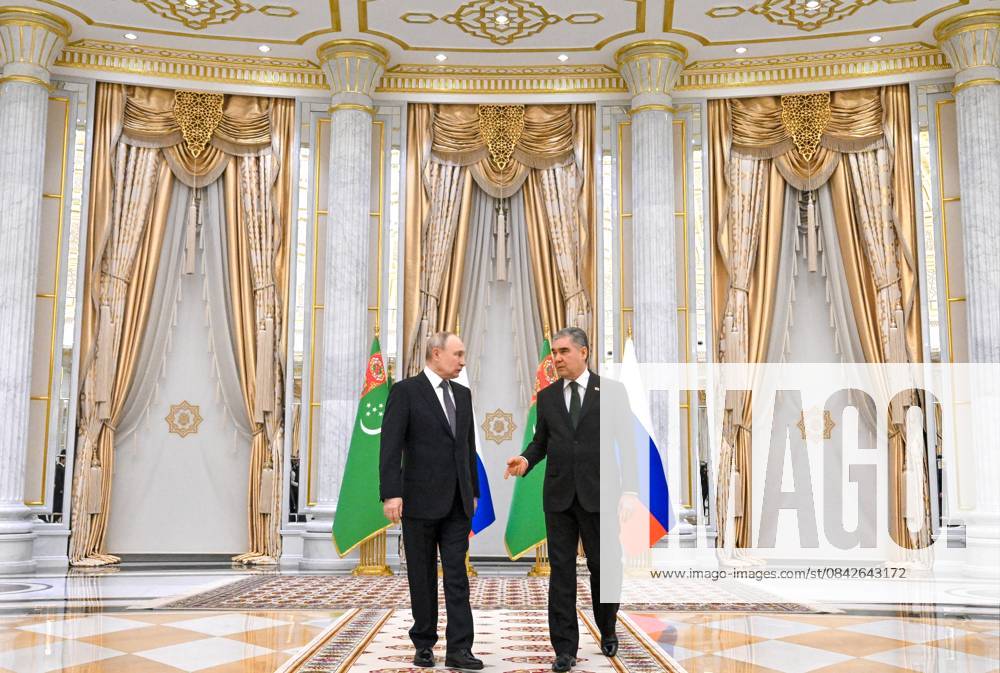 Turkmenistan Russia 9069797 12.12.2025 Russian President Vladimir Putin and Chairman of the People s Council of Turkmenistan (Khalk Maslahaty) Gurbanguly Berdimuhamedov arrive to attend a meeting in Ashgabat, Turkmenistan. Kristina Kormilitsyna Sputnik Ashgabad Turkmenistan