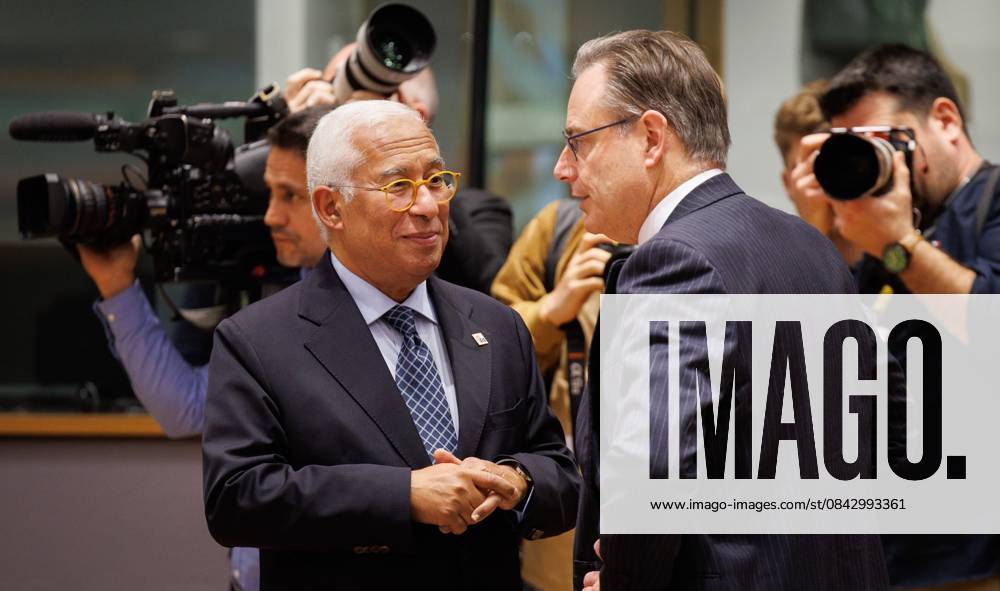 European Council President Antonio Costa and Belgian Prime Minister Bart De Wever pictured during a summit of Heads of State and Government of the European Union (18-19 December), in Brussels, on Thursday 18 December 2025. BENOITxDOPPAGNE 149790576