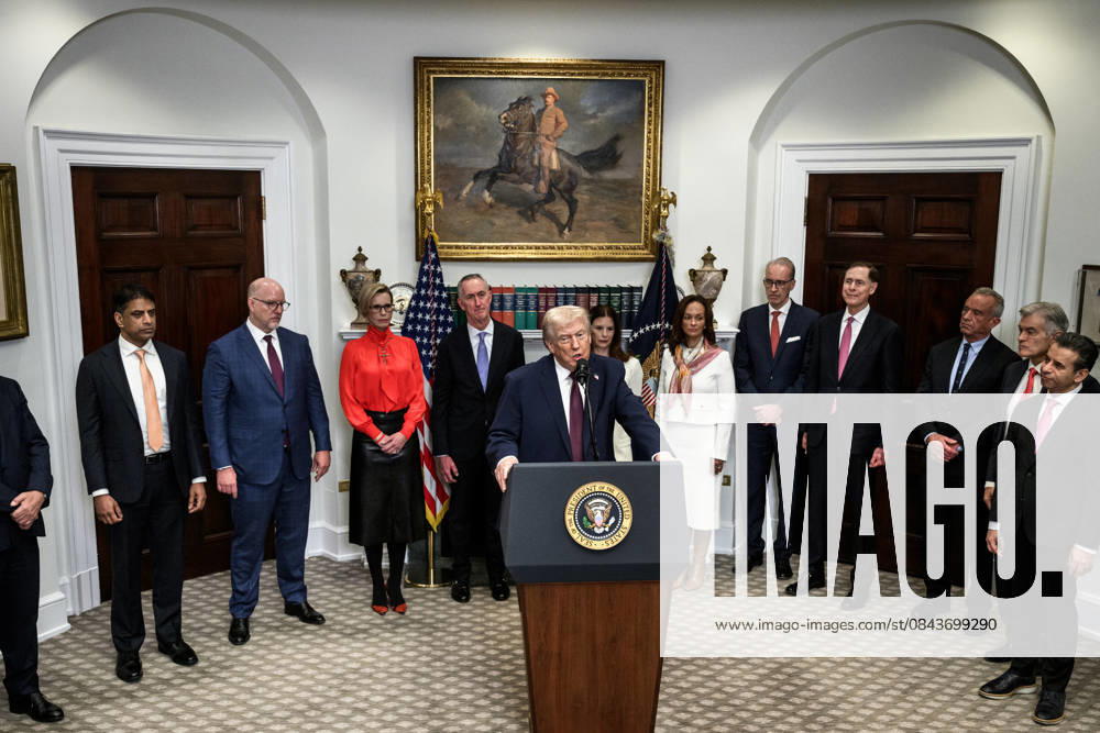 President Donald Trump makes an announcement on prescription drug prices in the Roosevelt Room President Donald Trump makes an announcement on prescription drug prices in the Roosevelt Room, Friday, December 19, 2025., Credit:Joyce N. Boghosian Avalon