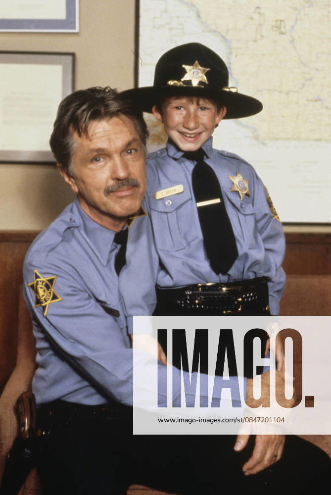 Picket Fences Tom Skerritt, Adam Wylie 1993