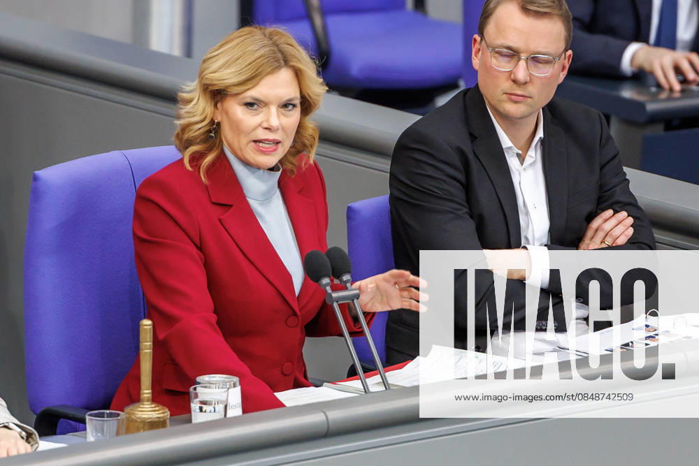 Bundestag Bundestag President Julia Klöckner at the questioning of the Federal Government in the German Bundestag on 25 02 26 in Berlin Berlin Berlin Germany Bundestag