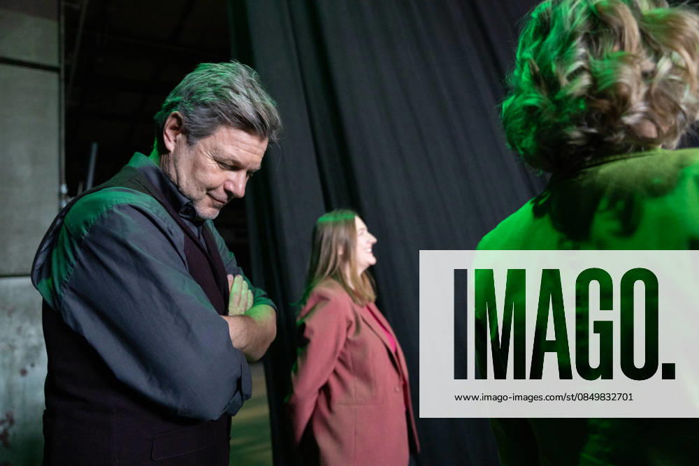 Former Federal Minister of Economics Robert Habeck in the election campaign for the state election, with Katrin Eder, top candidate and Minister for Climate Protection, Environment, Energy and Mobility of Rhineland-Pala