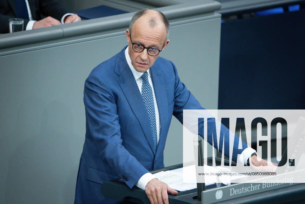 German Bundestag, 64 Plenary Session German Bundestag, 64 Federal Chancellor Friedrich Merz CDU during his government statement on the European Council at the 64th session of the German Bundestag in Berlin, 18 03 2026 Berlin Berlin Germany