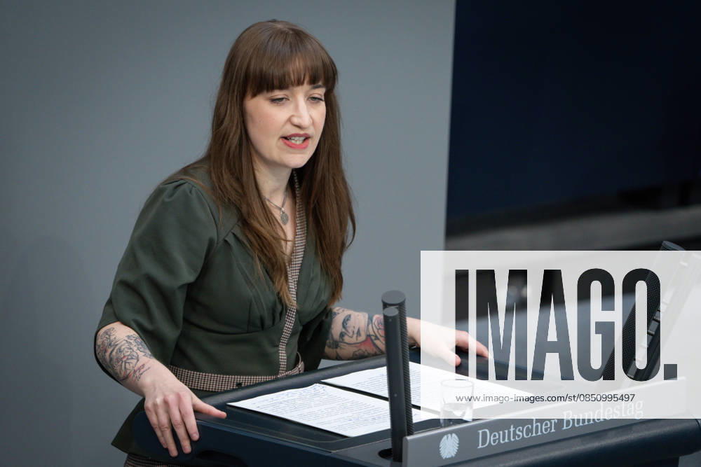 German Bundestag, 64th plenary session Heidi Reichinnek Die Linke in portrait during her speech on the agenda item government statement on the European Council at the 64th session of the German Bundestag in Berlin, 18 03 2026 Berlin Berlin Germany