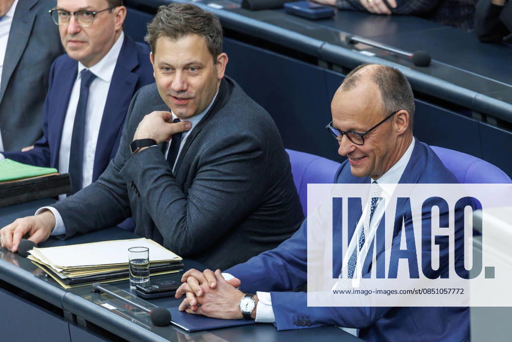 Bundestag Lars Klingbeil SPD , Federal Minister of Finance and Federal Chancellor Friedrich Merz CDU in the German Bundestag on 18 03 26 in Berlin Berlin Berlin Germany Bundestag