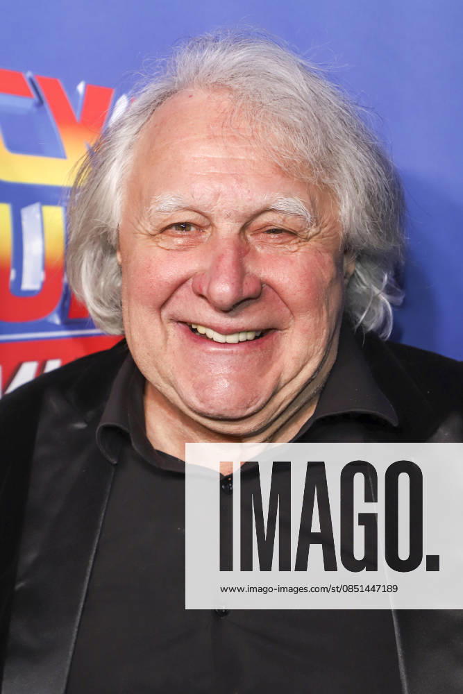 Abb Peter Urban as a guest on the blue carpet at the musical premiere Zurueck in die Zukunft at Stage Operettenhaus on Sunday 22 03 2026 in Hamburg Hamburg Germany