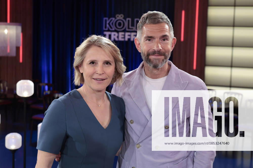 Susan Link and Micky Beisenherz at the recording of the WDR talk show Kölner Treff in WDR Studio BS 3 Cologne, 10 04 2026 Foto:xR.xSchmiegeltx xFuturexImagex koelner_treff1004_6455