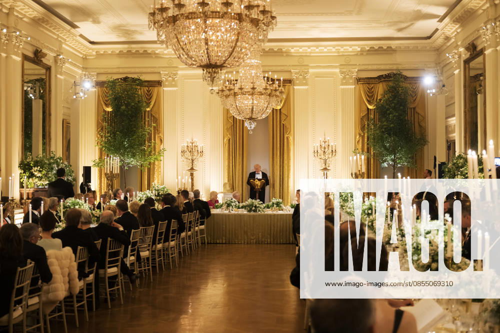President Donald Trump gives remarks during a state dinner with Great Britain s King Charles and Queen Camilla at the White House on Tuesday, April 28, 2026 in Washington, D.C. Charles spoke to a joint session of Congress earlier in the day, and attended several events with U.S. President Donald Trump. WAX20260428236 CraigxHudson