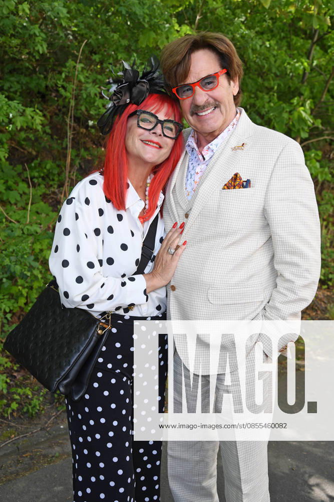 Jörg Draeger with wife Petra Draeger at the BILD RENNTAG at the trotting track in Gelsenkirchen on 01 05 2026