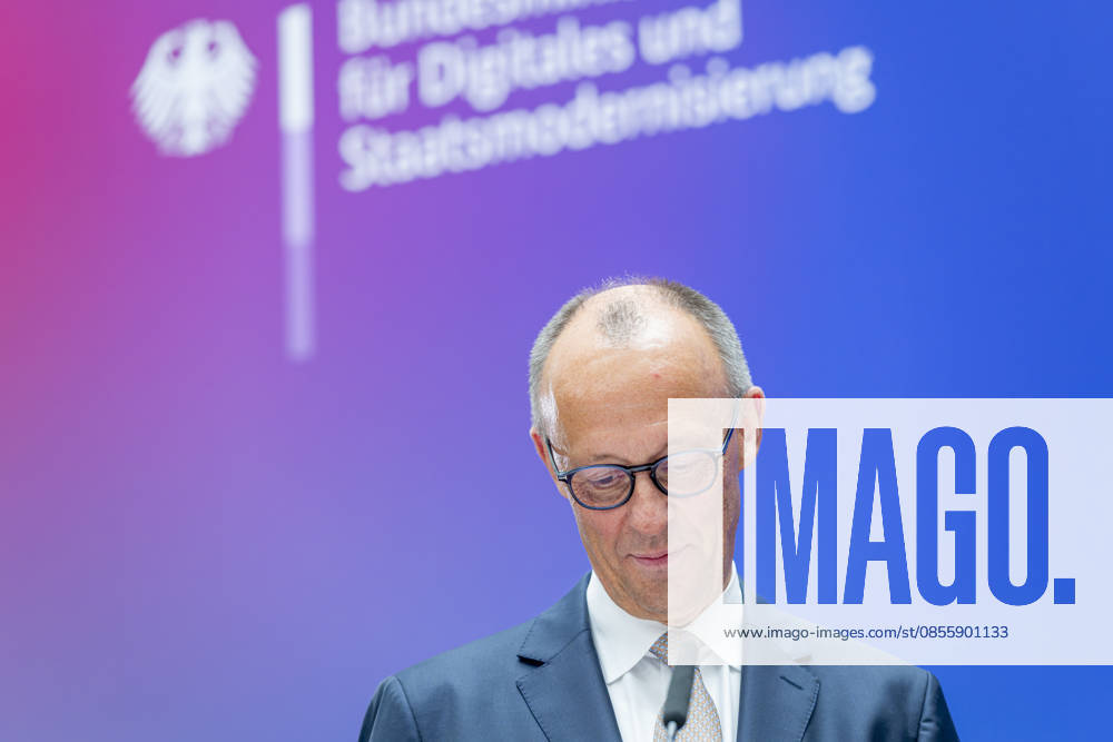Friedrich Merz EUR, Germany, Berlin, 07 05 2026 Greeting by Federal Chancellor Friedrich Merz CDU at the festive event of the Federal Ministry for Digital and State Modernization on the occasion of its first anniversary In the presence of Karsten Wildberger CDU , Federal Minister for Digital and State Modernization Joint visit of the exhibitors